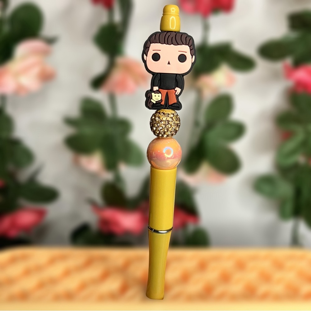 Ross & Marcel Handmade Beaded Pen Featuring Clay Rhinestone Bead - Friends Fan